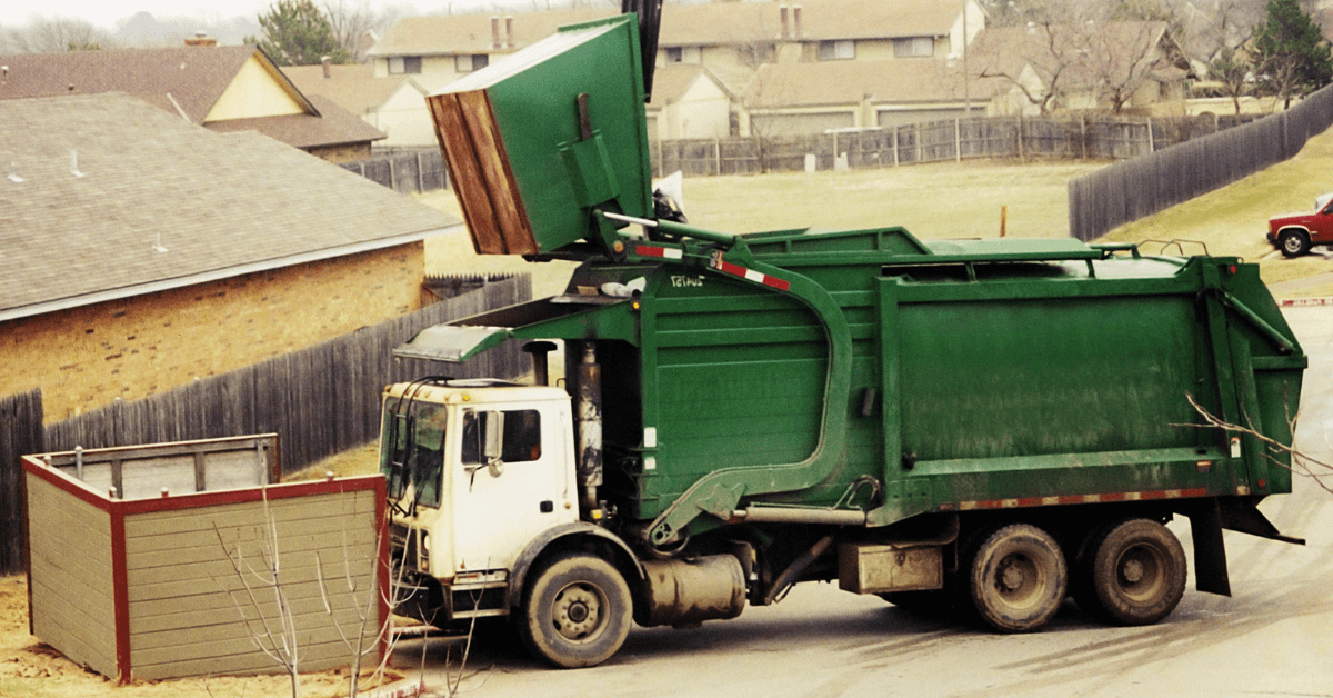 Front loader garbage truck equipped with safety monitoring – Scale and Control vehicle solution